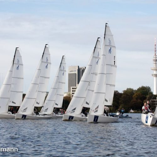 Meisterinnen und Meister 2022 ermitteln auf der Alster ihren Champion